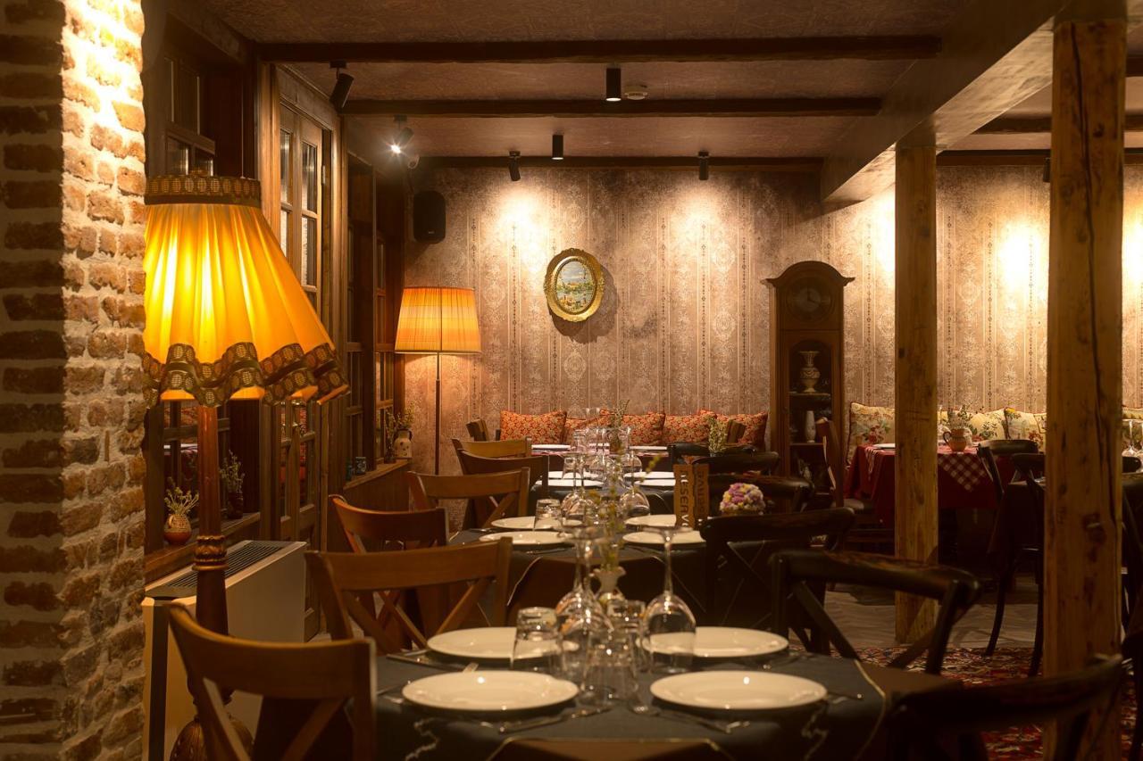 Hani I Pazarit Boutique Hotel Корча Экстерьер фото