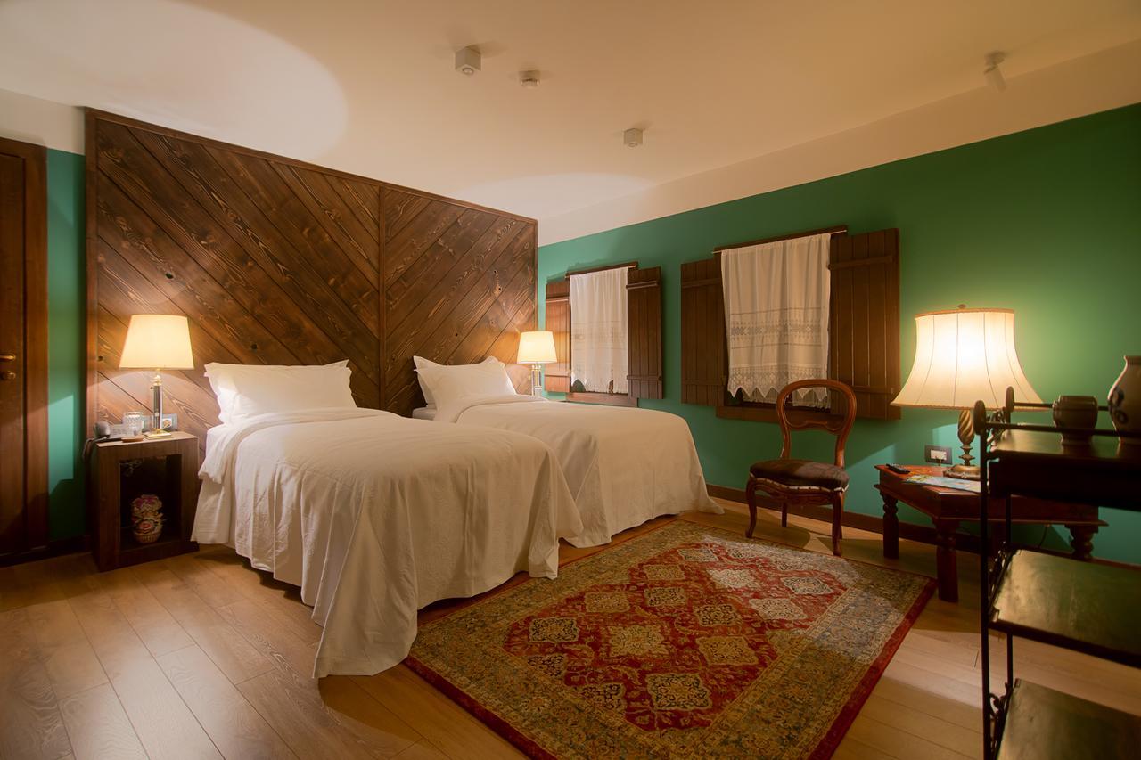 Hani I Pazarit Boutique Hotel Корча Экстерьер фото